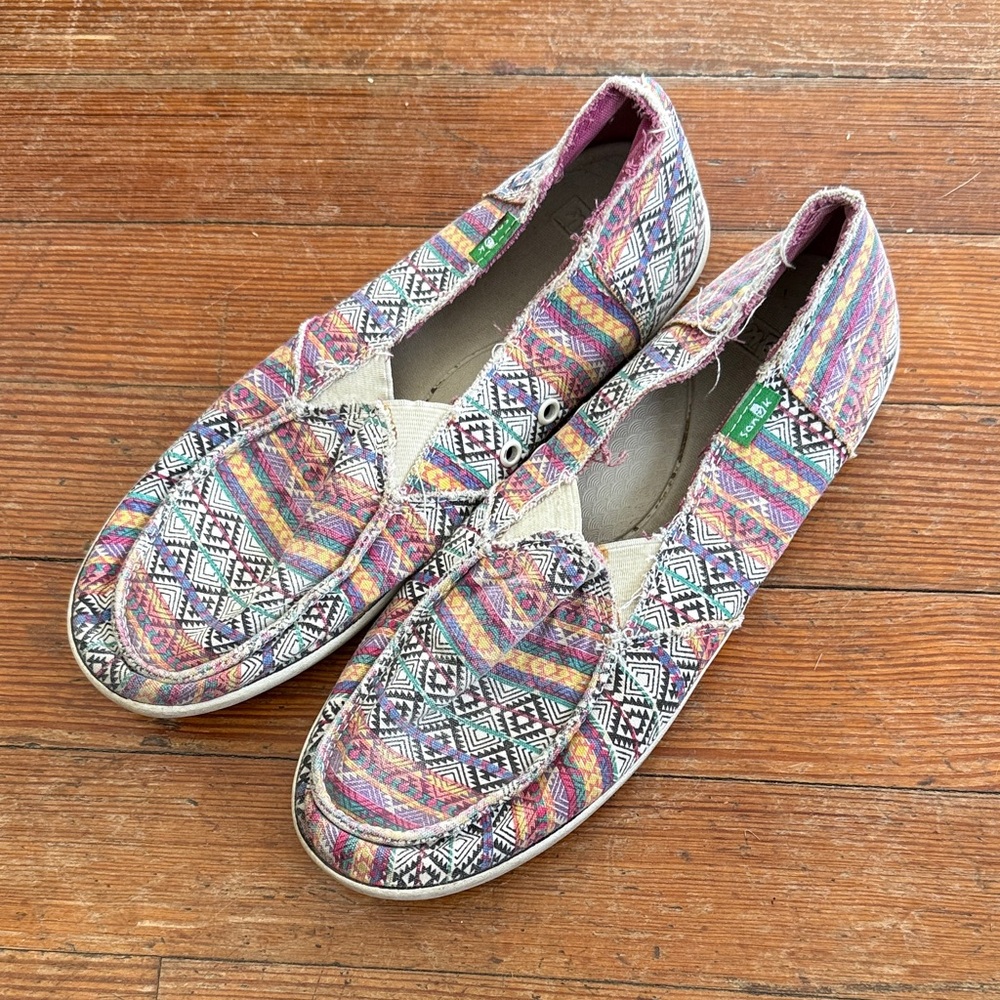Sanuk beach surf slip on shoes women’s 8